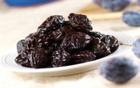 Mancare de prune uscate